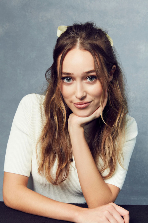 Alycia Debnam-Carey(amazingyoungwomen:) 