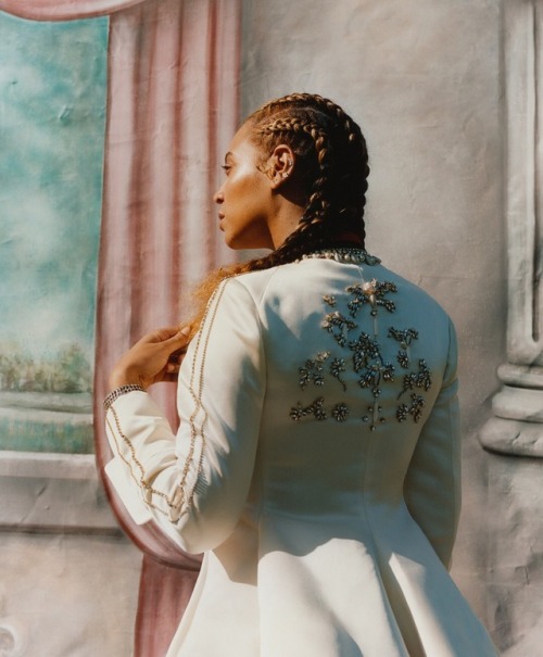 im-prada–u-nada:Beyoncé for Vogue Magazine, September...