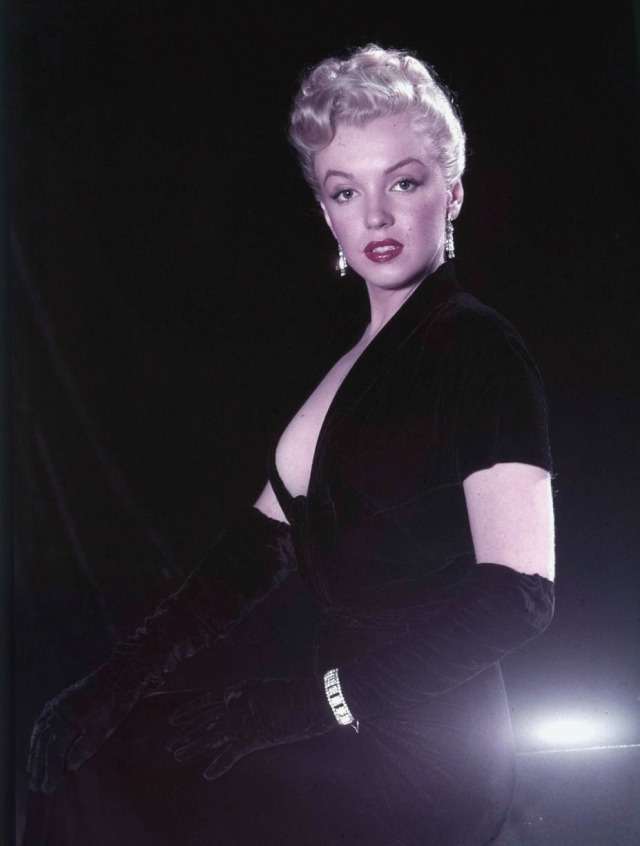 Marilyn Monroe Video Archives — Marilyn Monroe 1950