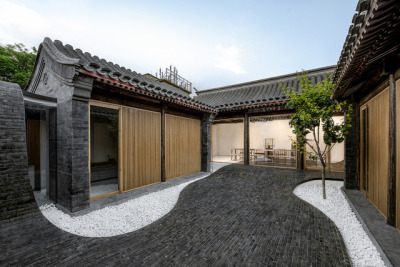 Twisting Courtyard / ARCHSTUDIOph: Wang Ning, Jin Weiqi