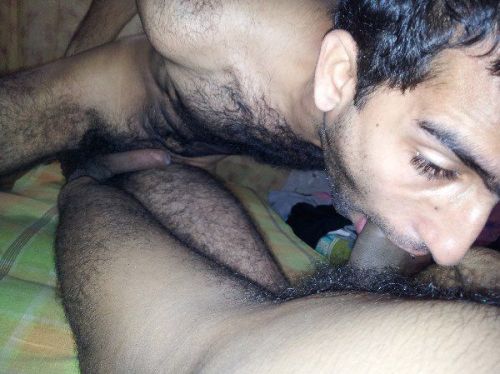 iucn:My dream hairy slim guy….. i love to suck his cock nd...