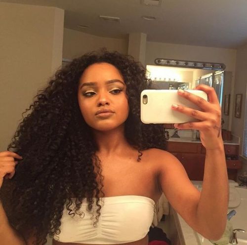 naturalhairqueens:she’s so beautiful!