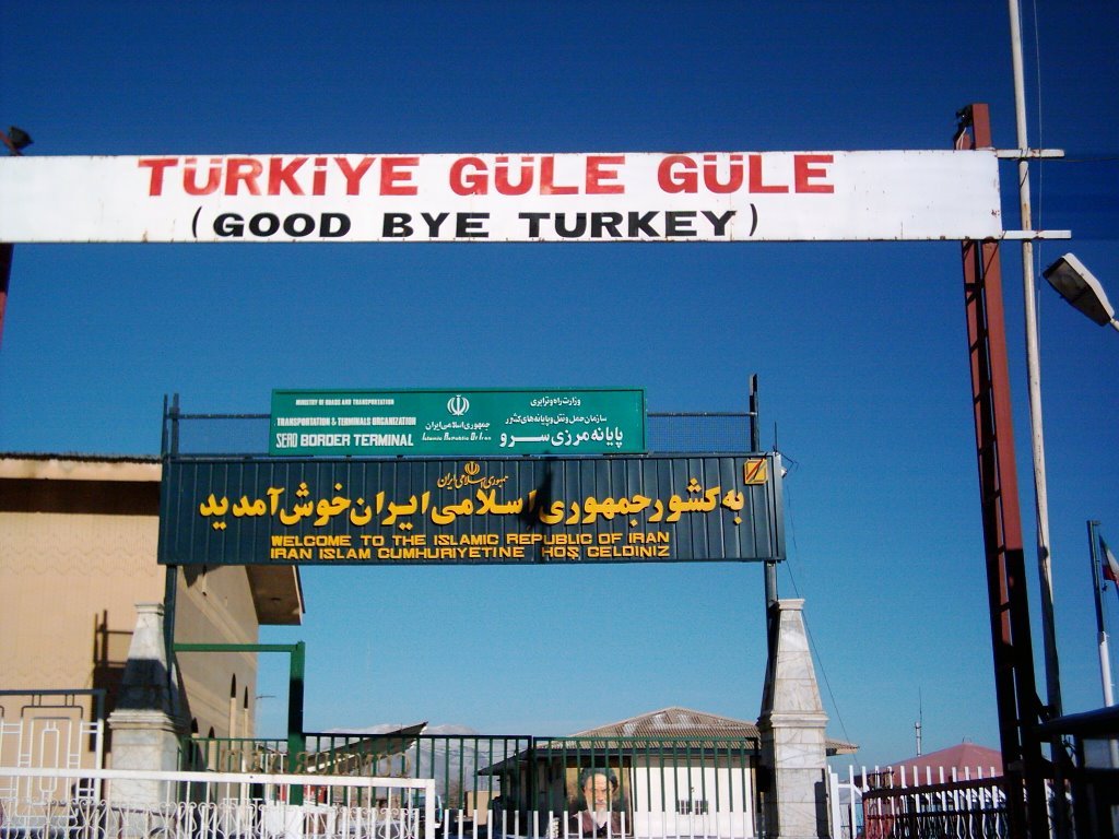 Road Signs! - Turkey- Iran Border Source