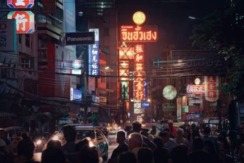 bellatorinmachina:Thailand, Bangkok by Sajo Zech