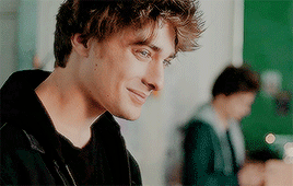 [Image: tumblr_pok3pnqGG61x8cm4ao2_400.gif]
