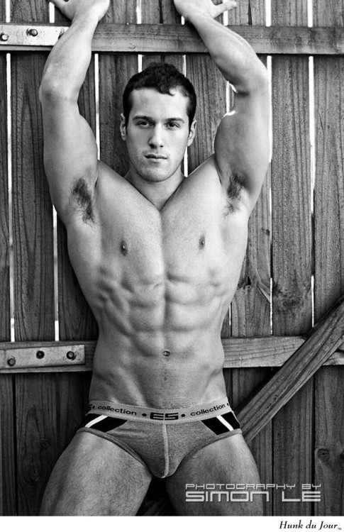 Your Hunk of the Day: Tim J. Perry http://hunk.dj/7200
