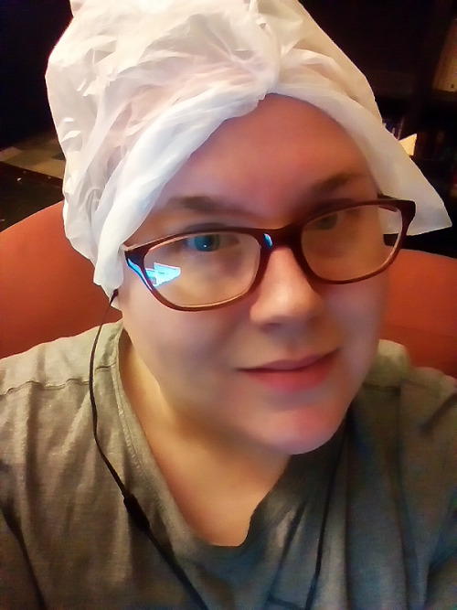 Hello Coconut Oil my old friend! The bag-head returns! :)