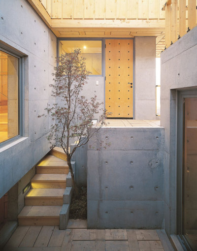 artchiculture:<br /><br />LIM GEO DANG IROJE KHM Architects