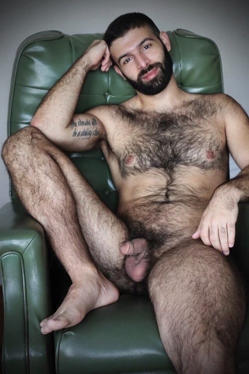 photos-of-nude-men:Reblog from salvoilbello, 80k+ posts, 200.6...