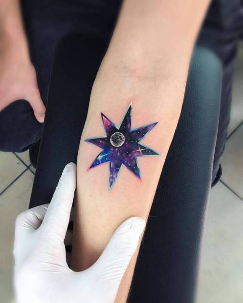 What Do Star Tattoos Mean 2022 Information Guide  Next Luxury