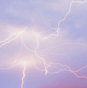 triptehai: lightning strikes asked by trasshmammals