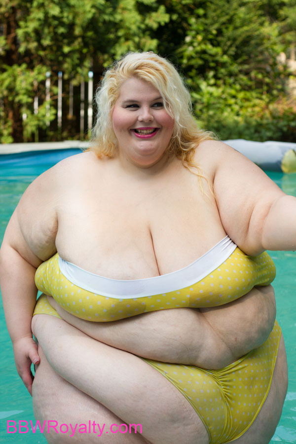 Ssbbw Blonde