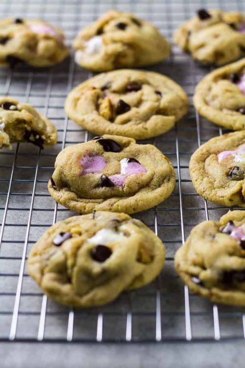 fullcravings:Chocolate Chip S’mores Cookies