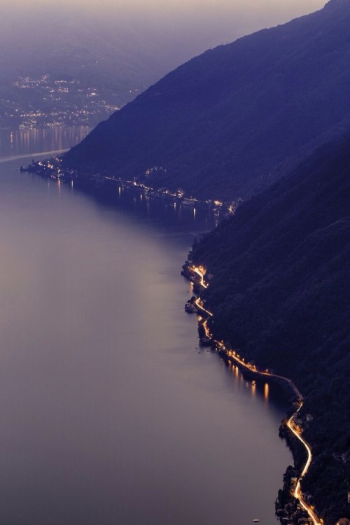 w-nderlustx:Road to Como, Italy