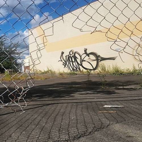 handstyler:big time Keep6 (@bigpoppakeep) peeping through the...