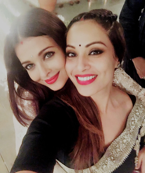 bollysnapped