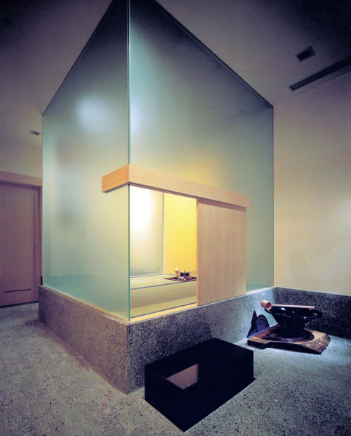 jpegfantasy:The Mojiko Hotel in Fukuoka, Japan opened in 1998....