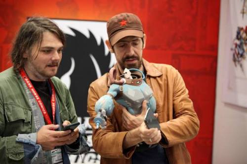 postmcrnews:Gerard Way & Gabriel Bá at NYCC: Part 1October...