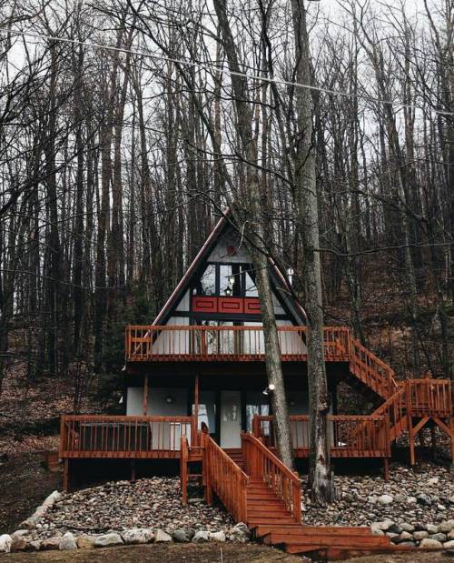 Plenty of deck space is must. Photo: @stuffhannahdoes,...