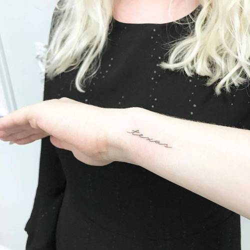 By JK Kim, done in Queens. http://ttoo.co/p/119386 small;jkkim;patriotic;micro;tiny;united states of america;ifttt;little;location;name;wrist;texas;minimalist