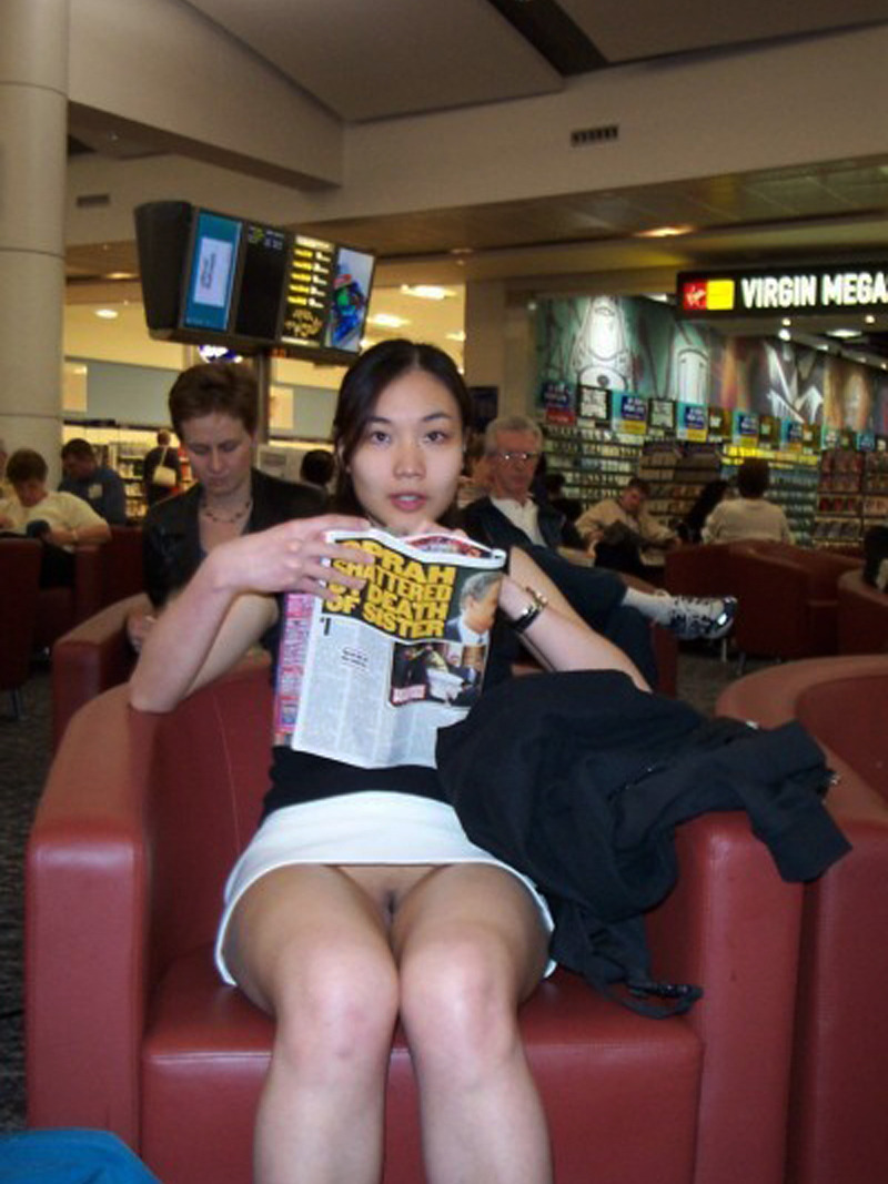 Asian Girls Sitting Upskirt Panties - Asian upskirt no pantie - Other - XXX photos