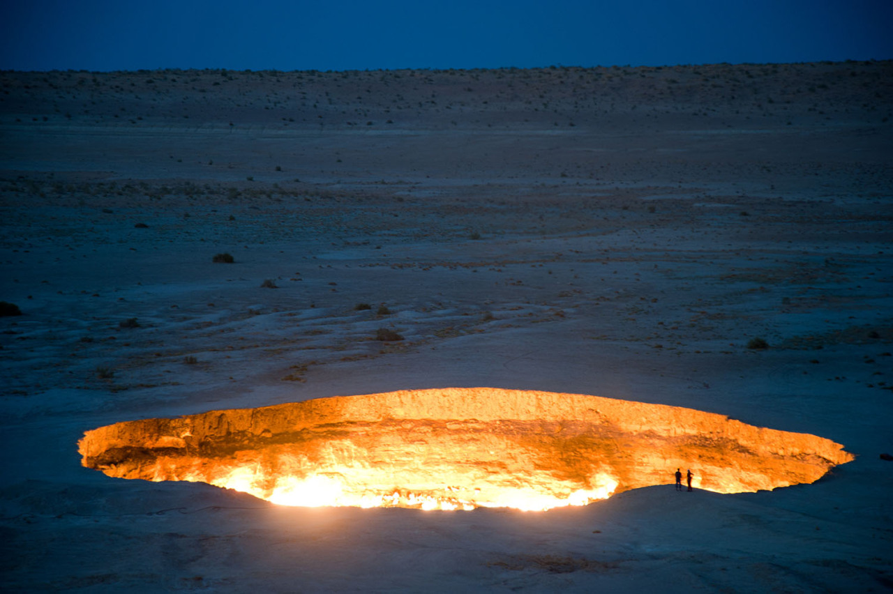 ས ན ལ ན བ མ Darvaza Or Derweze Gas Crater Known