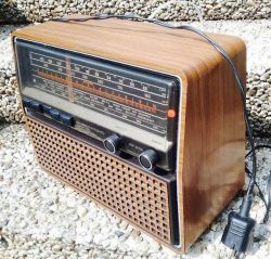 @Vintage Radios