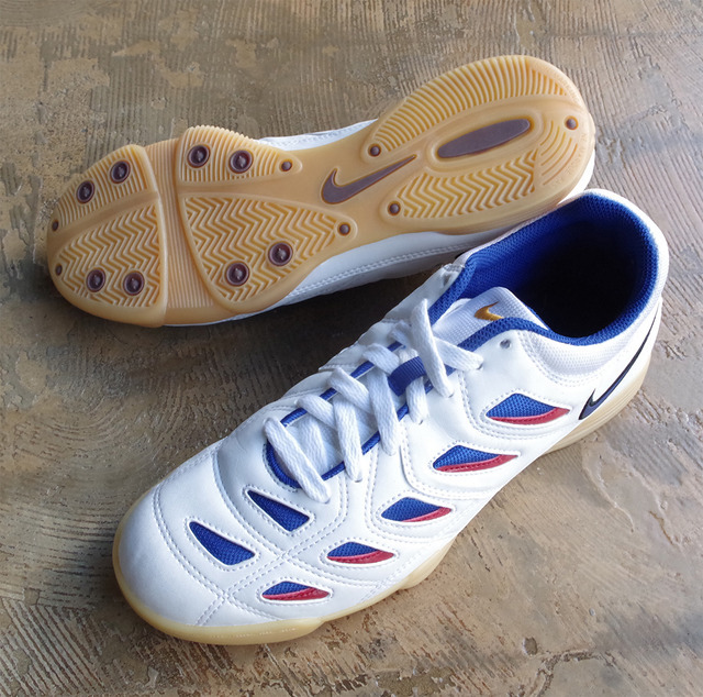 futsal shoes size 8