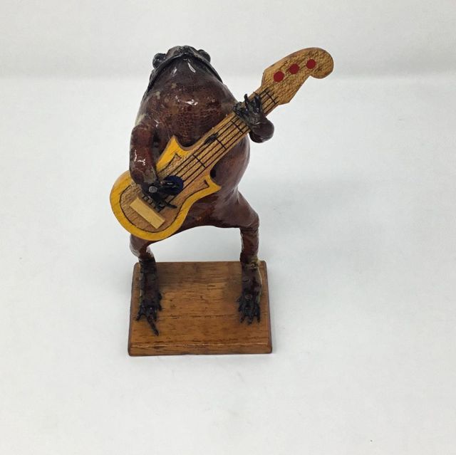 antique frog statuette