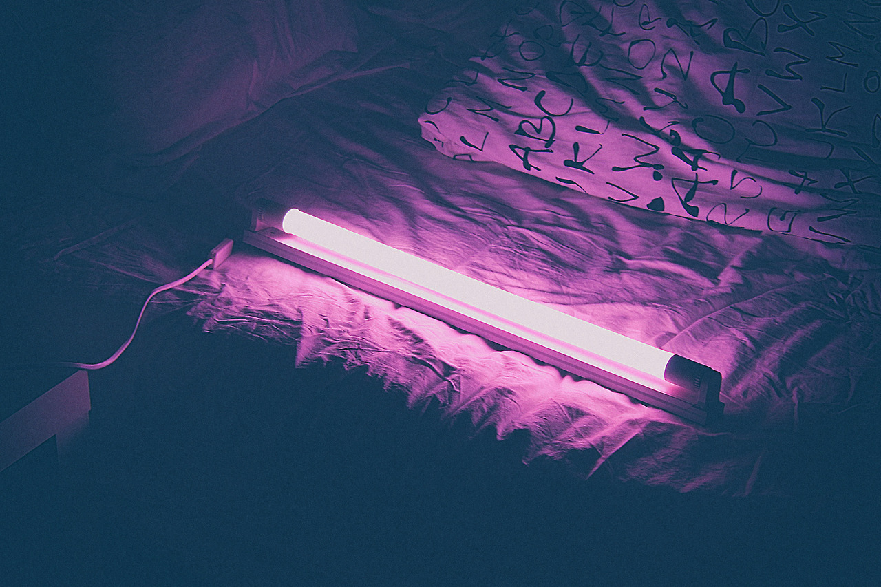  led  fluorescent lamp  Tumblr 