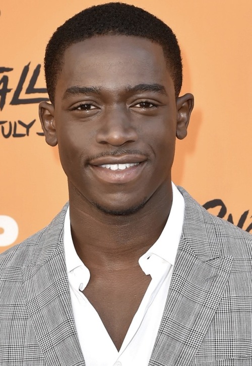 xemsays:xemsays:xemsays:handsome, dark skin, english actor,...