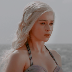 Emilia Clarke Layouts Tumblr