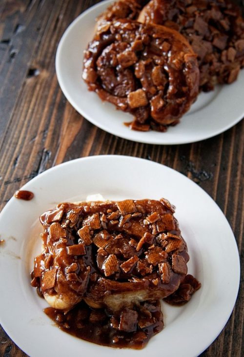 royal-food:Cinnamon Toast Crunch Sticky Buns