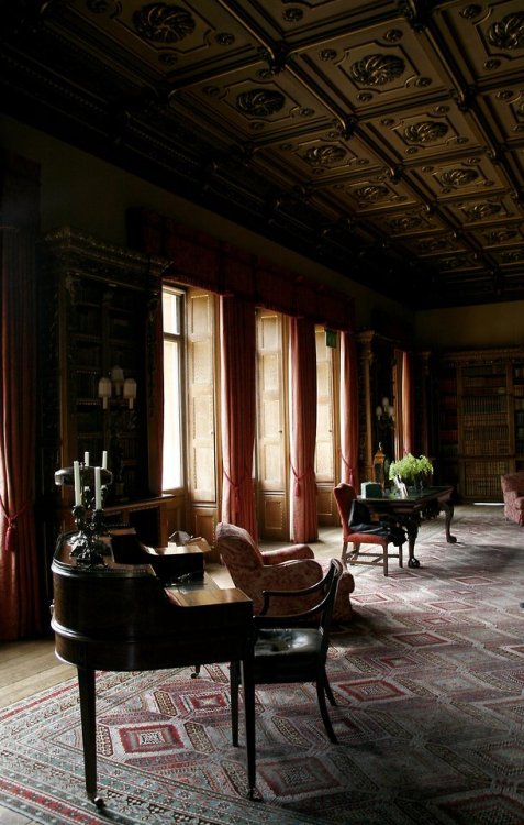 dirkbogardes:Interior sets of DOWNTON ABBEY. Highclere Castle,...