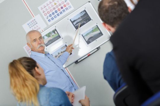 curso de reciclagem autoescola