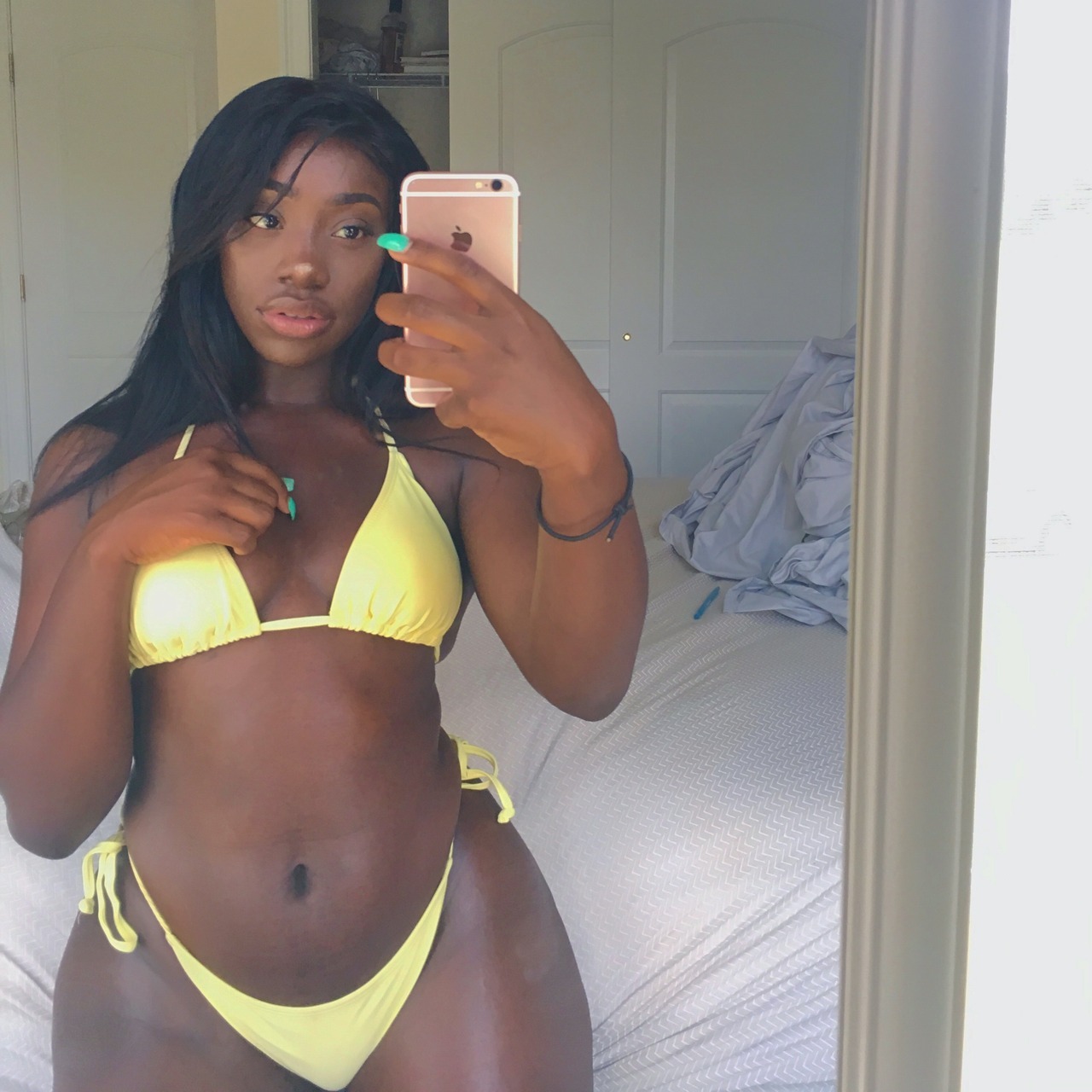 Bria Myles пухлозадая негритянка