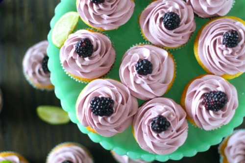 dessert desserts frosting pruple blackberry blackberries lime bake baked baking recipe recipes dessert recipe dessert recipes