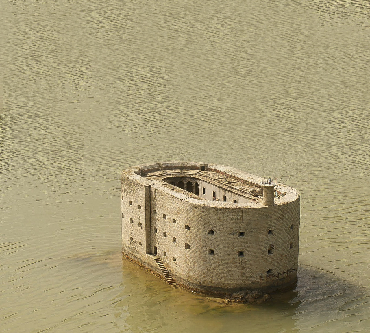 как строили форт боярд в море
