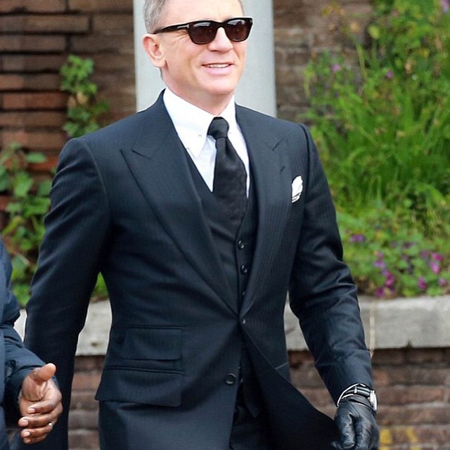 What's On Your Wrist? — Just spotted Daniel Craig wearing what looks ...