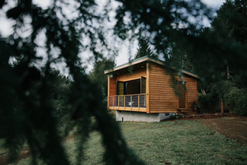 tinyhousetown:Mt Hood View Tiny House