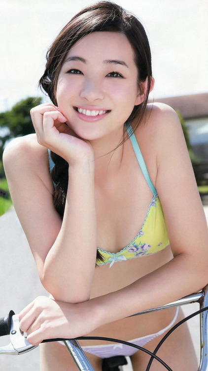 japanesebeautifulwoman:Rika Adachi 足立梨花