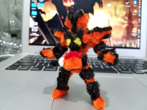 here we have CROSS MAGMA!!! another rider from kamen rider...