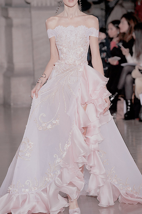 oldfashionedvillain:Georges Hobeika Spring 2017