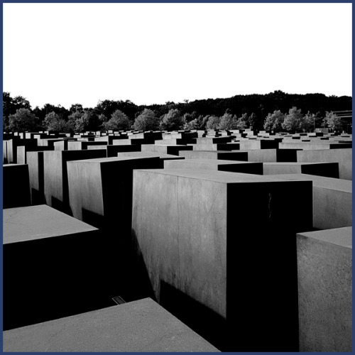 2017 : BoxedHolocaust Memorial, Berlin.