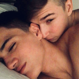 Twinks Sucking Himself And Fucking