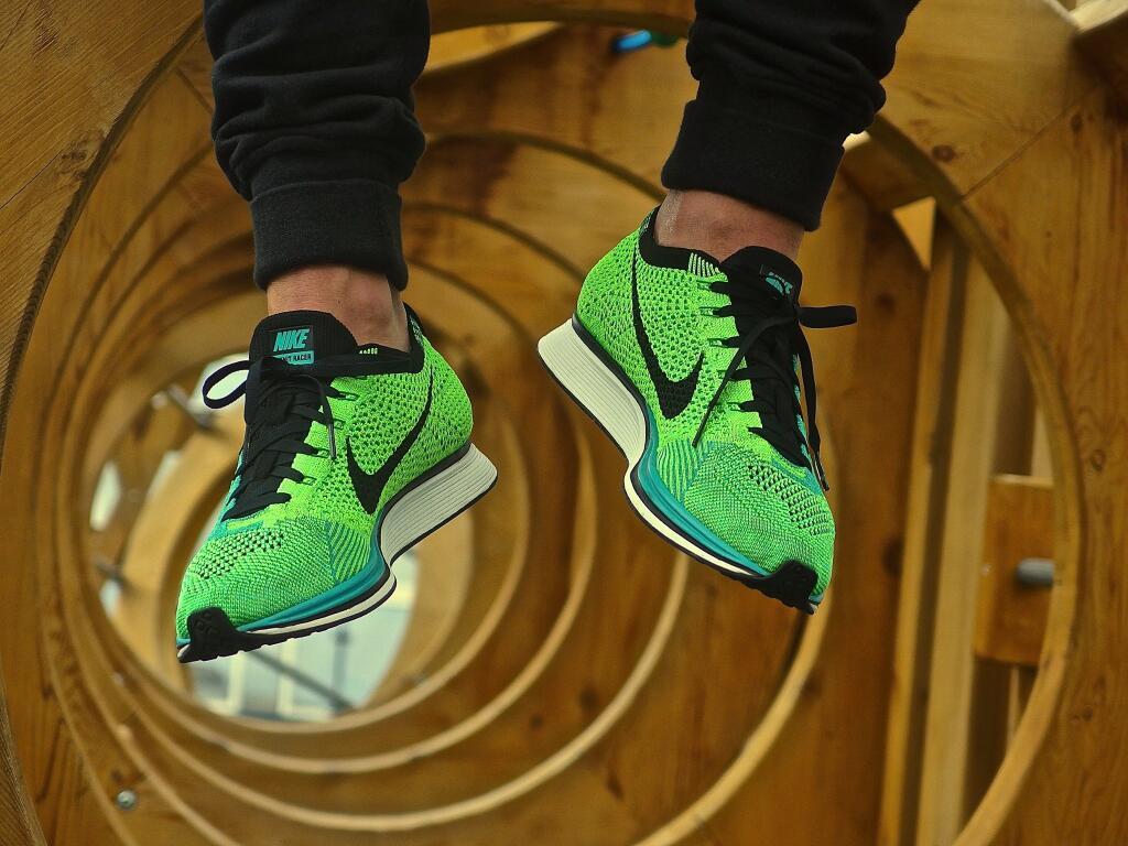nike flyknit racer turquoise