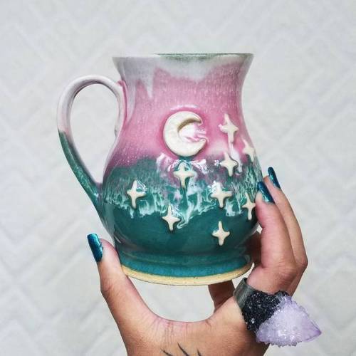 lasciarr-andaree:sosuperawesome:Ceramics by Shiyana of Ox and...