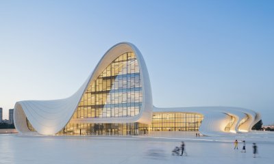 guardian:<br /><br />Zaha Hadid, architect extraordinaire, dies age 65. She was the first woman to receive the Royal Institute of British Architects gold medal. “She was in a world of her own and she was extraordinary,” said leading architect Graham Morrison. 