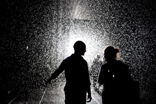 cerceos:Random International - Rain Room