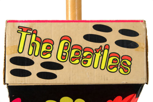 thegroovyarchives:Vintage Beatles Yellow Submarine Store...